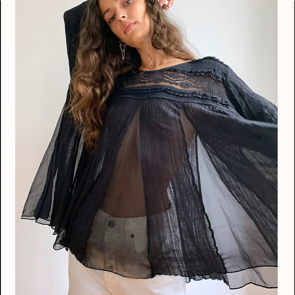 Free people black top size large